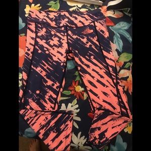 The North Face workout pants size small